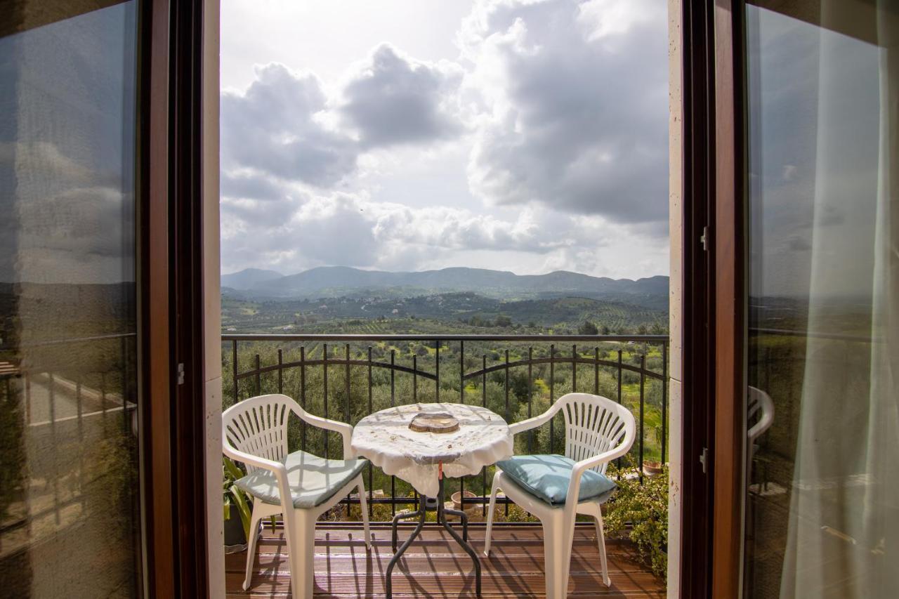 Kritamos & Appartement